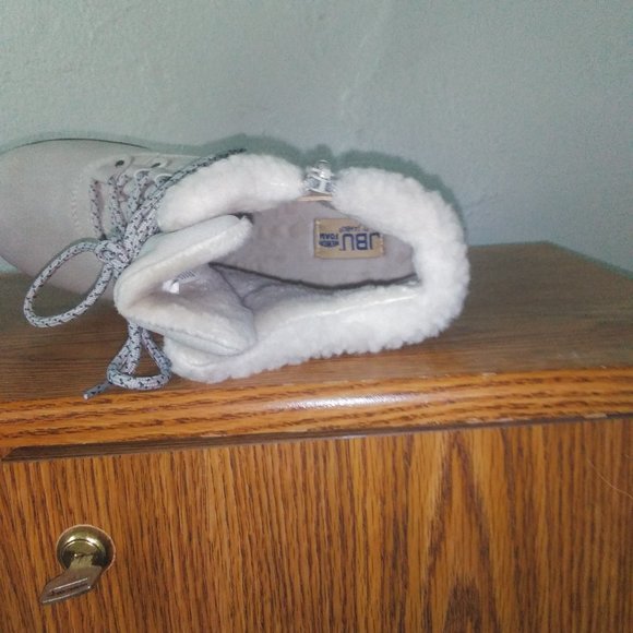 jbu hiking boots
